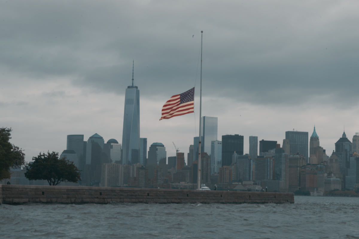 Photo by Petty Officer 3rd Class Frank J. Iannazzo-Simmons from Wikimedia Commons
